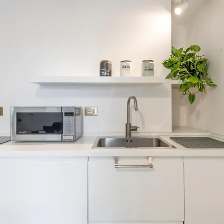 Maggi - New Beautiful In The Center Apartment