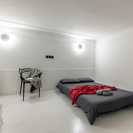 Apartament Trilocale Nolo *