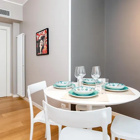 Apartament Luxurious & Spacious Flats In Duomo *