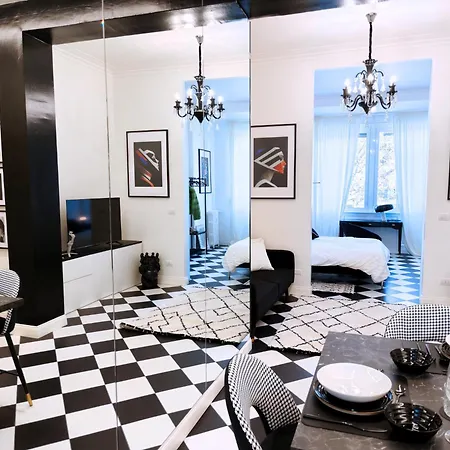 Apartament Black And White In Downtown With Ac, Wifi And Subway M1 M2 Airoport Connected, Station Mediolan