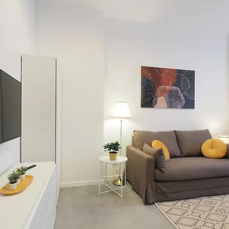 Apartamento Primopiano - Certosa 105 *