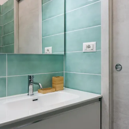 Gioia - Sopra La Metro Sondrio Apartmán *