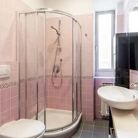 Andrea In The Navigli Area * Милан