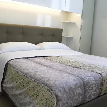Porta Venezia - Downtown Apartman