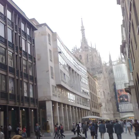 Апартаменты Duomo Intero Милан