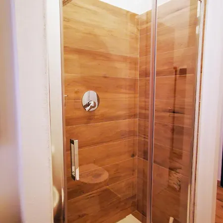 Cozy Flat 50 Meters From The Metro *