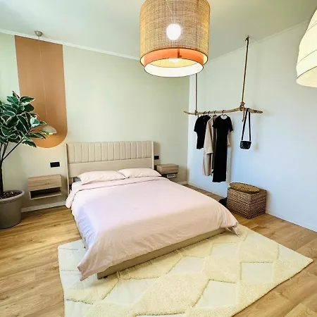 Southern M1 Red Line Metro 20 Min To Center