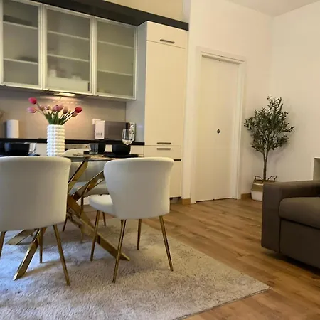 La Regina Delle Locazioni In Bocconi ミラノ