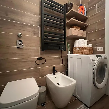 La Regina Delle Locazioni In Bocconi * ミラノ