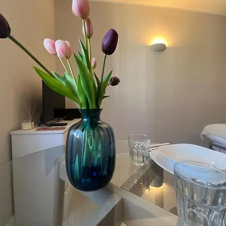 Apartamento La Regina Delle Locazioni In Rogoredo Milão