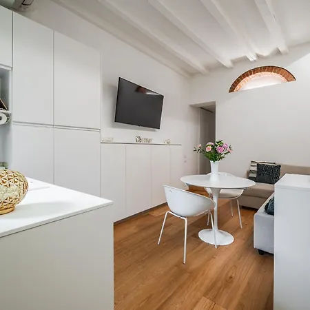 Vivimihome - Navigli With Garage * Mailand