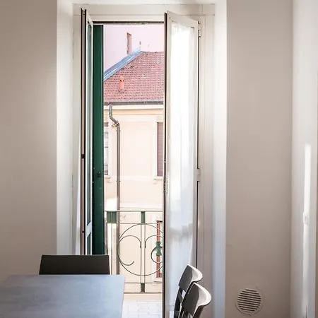 Shortmi Buenos Aires Apartment Milan