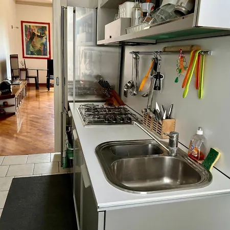 Design In Center Apartman *