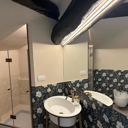 Ca' D'adda Quarto em Acomodações Particulares *