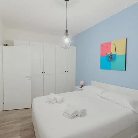 Il Sorriso Di Fofo - Vicino Ai Navigli - Gohost Апартаменты Милан