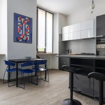 Apartment In Piazza A Isola *