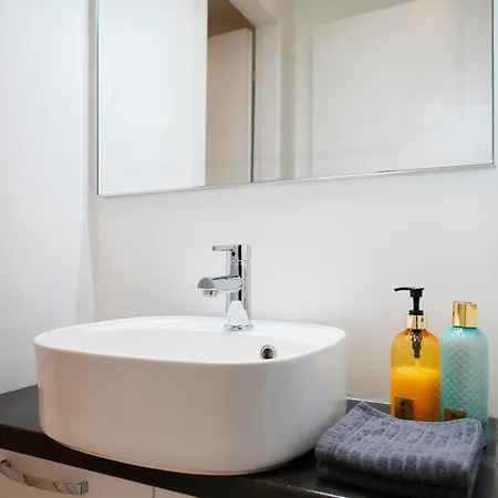 5min Da Stazione * ميلان