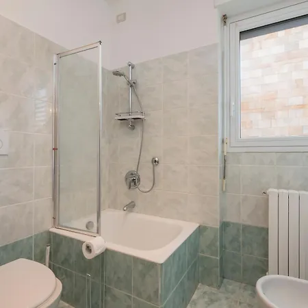 I Host - Trivulziana 3 * Milán