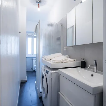 Accogliente In Lambrate , Lambrate Cozy House Mediolan