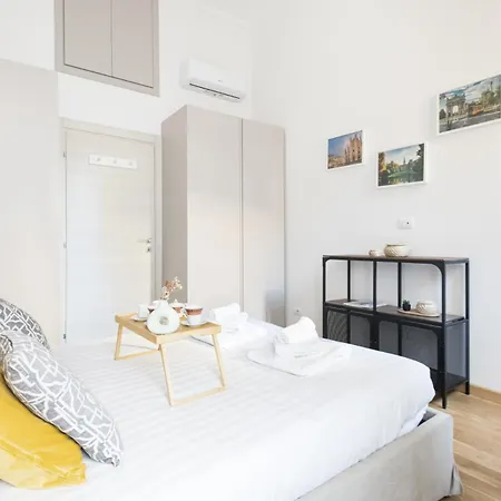 Easylife - - Sardegna 45 - Life Milano