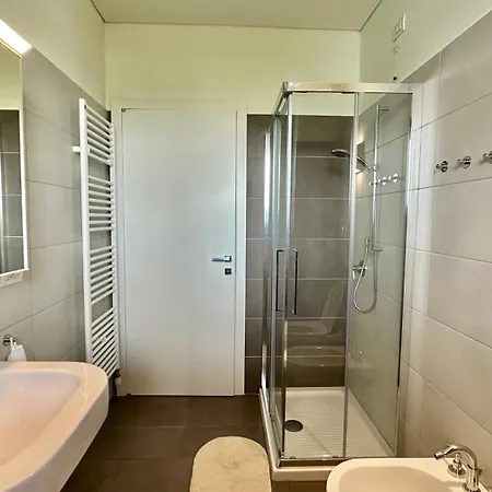 Giax Tower Premium Modern Milanese Flat With Gym Pool View & Box Apartment Milan
