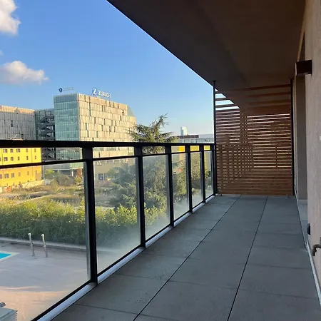 Apartment Giax Tower Premium Modern Milanese Flat With Gym Pool View & Box Milan