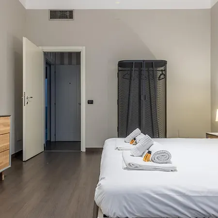 Sant' Ambrogio Flat Apartment *