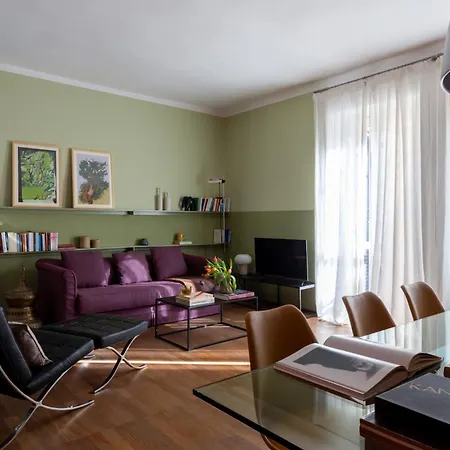 Arco Della Pace Charme Apartment *