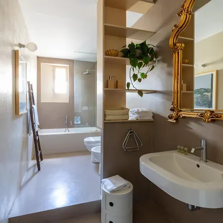 Arco Della Pace Charme