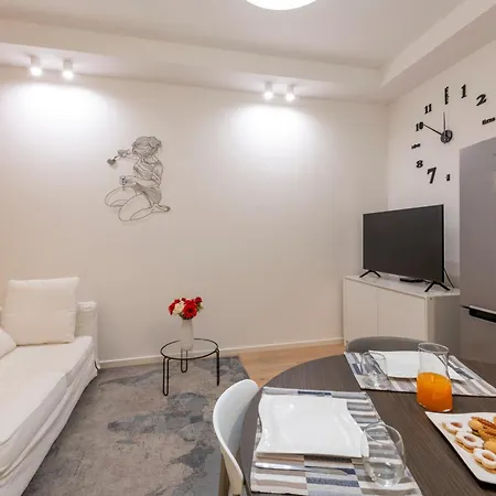 Longhena, 7 - Total White Apartman