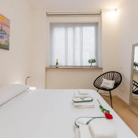 Apartman Longhena, 7 - Total White Milánó