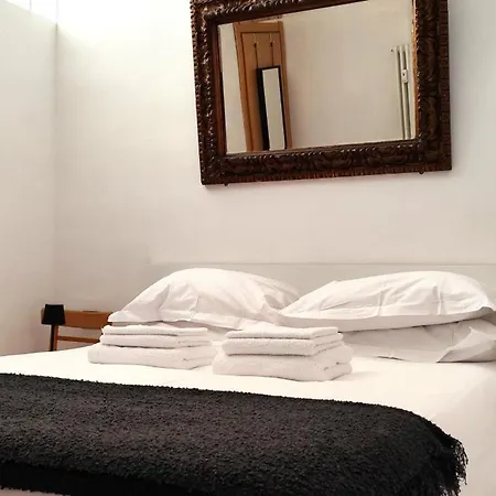 Appartement Monolocale In Quartiere Nolo