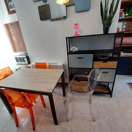 1 Navigli Apartment *