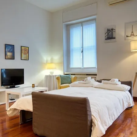 Appartement At - Turati/porta Nuova