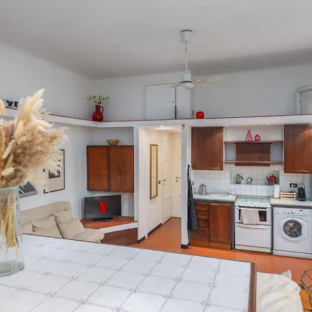 Smart Citylife E Corso Vercelli, *