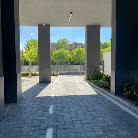 Davide Host Da Giulietta, 20 Min To Duomo * 밀라노