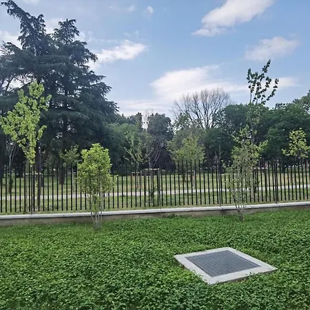 Davide Host Da Giulietta, 20 Min To Duomo * 밀라노