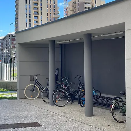 Davide Host Da Giulietta, 20 Min To Duomo 밀라노