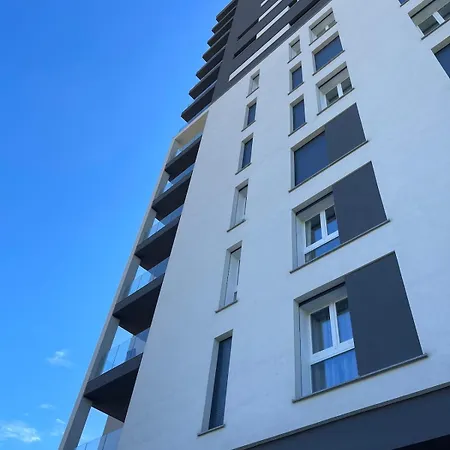 Davide Host Da Giulietta, 20 Min To Duomo 밀라노