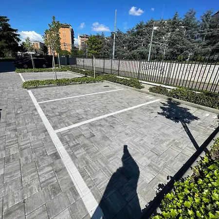 Davide Host Da Giulietta, 20 Min To Duomo * 밀라노