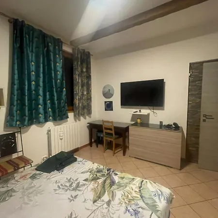 Cozy Flat In Precotto Mailand