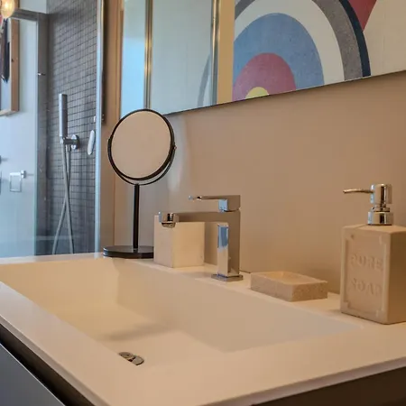 Apartment Old - Case Ospitali - Casa Pop, Art Luminoso Per 4 Citta Studi Lambrate Milan
