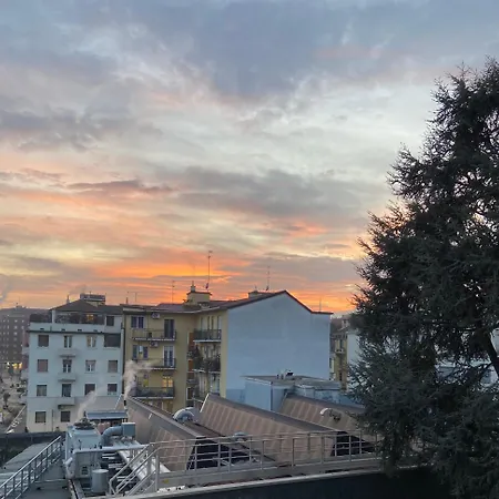 Bright 2 Min From Metro-centrale&duomo