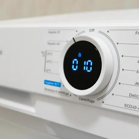 Arcimboldi's Nest - Close To Metro And Train * ميلان