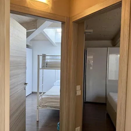 Dingo's House - 5 Minutes From M3 Milano