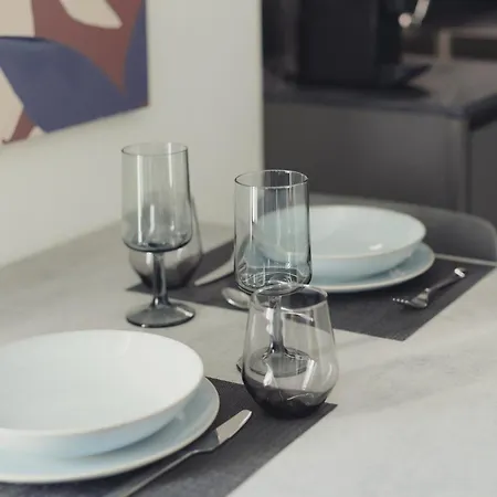 Gohost - Modern And Bright With Terrace And Balcony * Milano