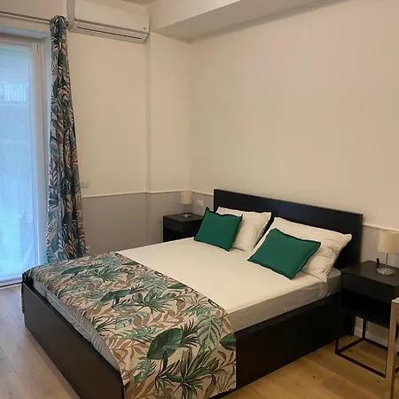 Διαμέρισμα House