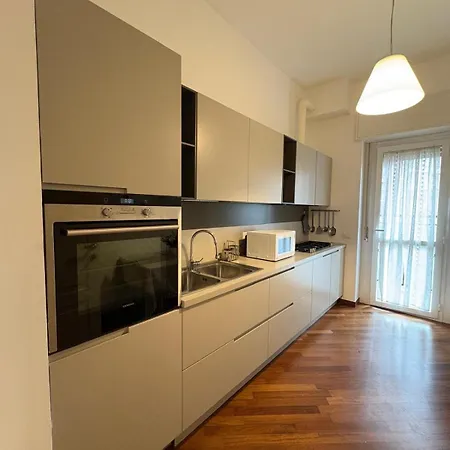 Apartmán Bocconi - Porta Romana 4 Da Letto Con 2 Bagni Privati Milán