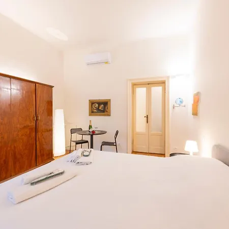 Ercole Ferrario 12 - Ampio E Luminoso Mailand