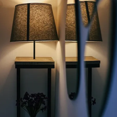 아파트 The Mirror Attic - Moscova Brera